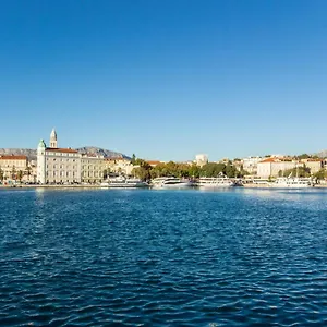 Luce Split